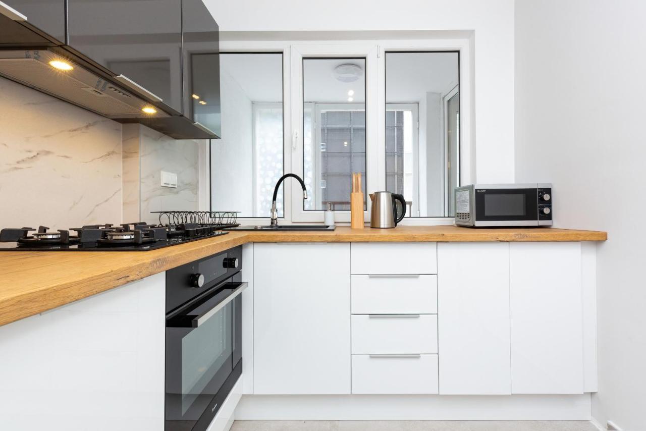 Studio City Center Zlota Street By Renters วอร์ซอ ภายนอก รูปภาพ