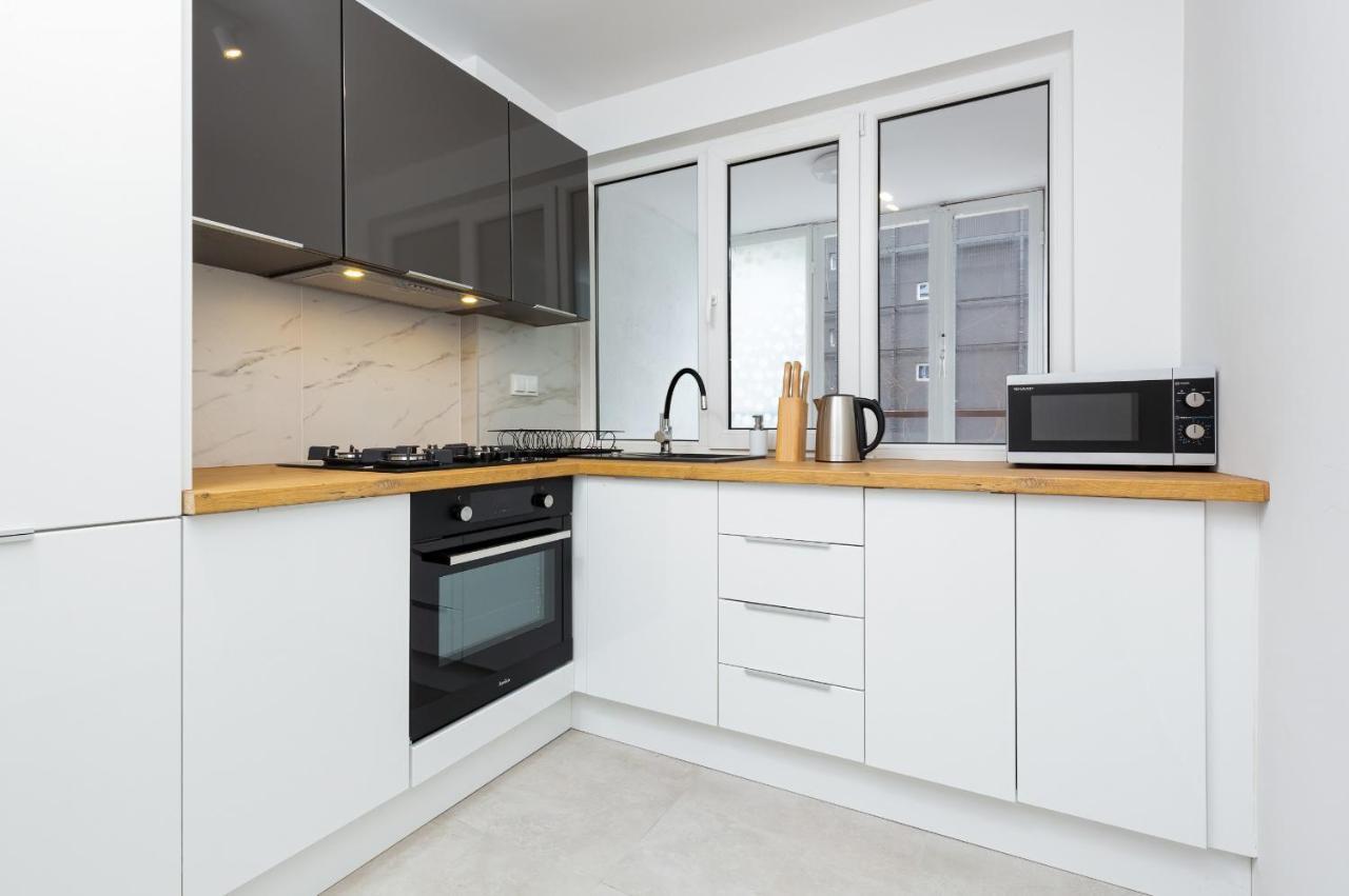 Studio City Center Zlota Street By Renters วอร์ซอ ภายนอก รูปภาพ